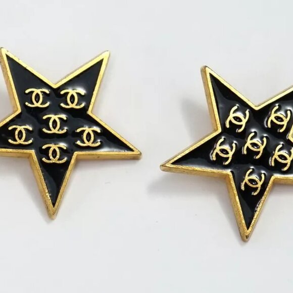 CHANEL CC Logos Black Star Clip-On Earrings Gold Tone 01P Auth w/Box c1150 - Picture 5 of 16